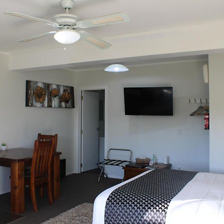 Coromandel Seaview Motel Bagian luar foto