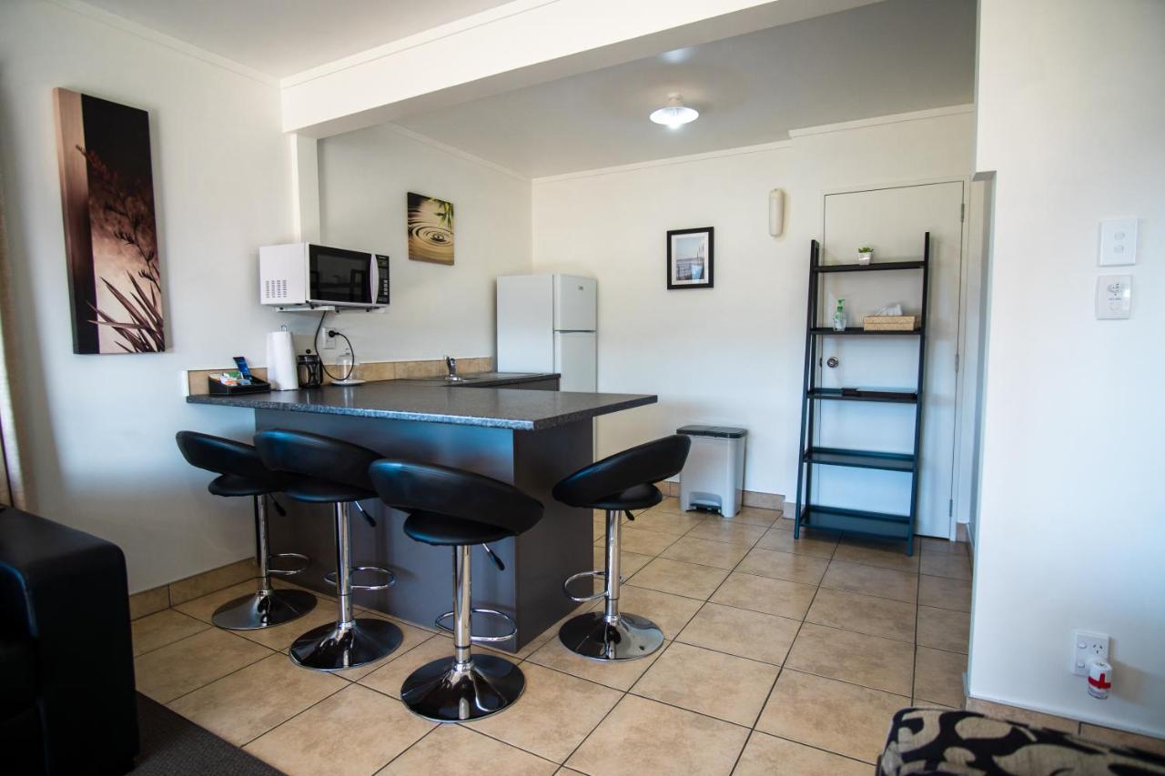 Coromandel Seaview Motel Bagian luar foto