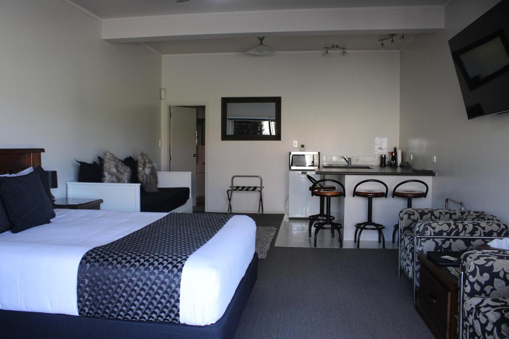 Coromandel Seaview Motel Bagian luar foto
