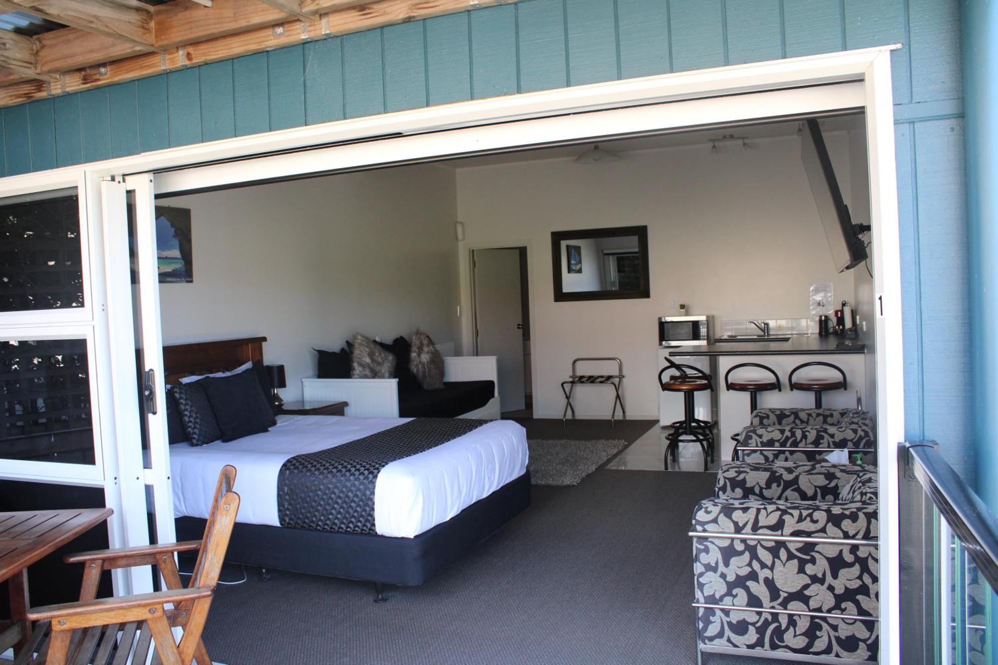 Coromandel Seaview Motel Bagian luar foto