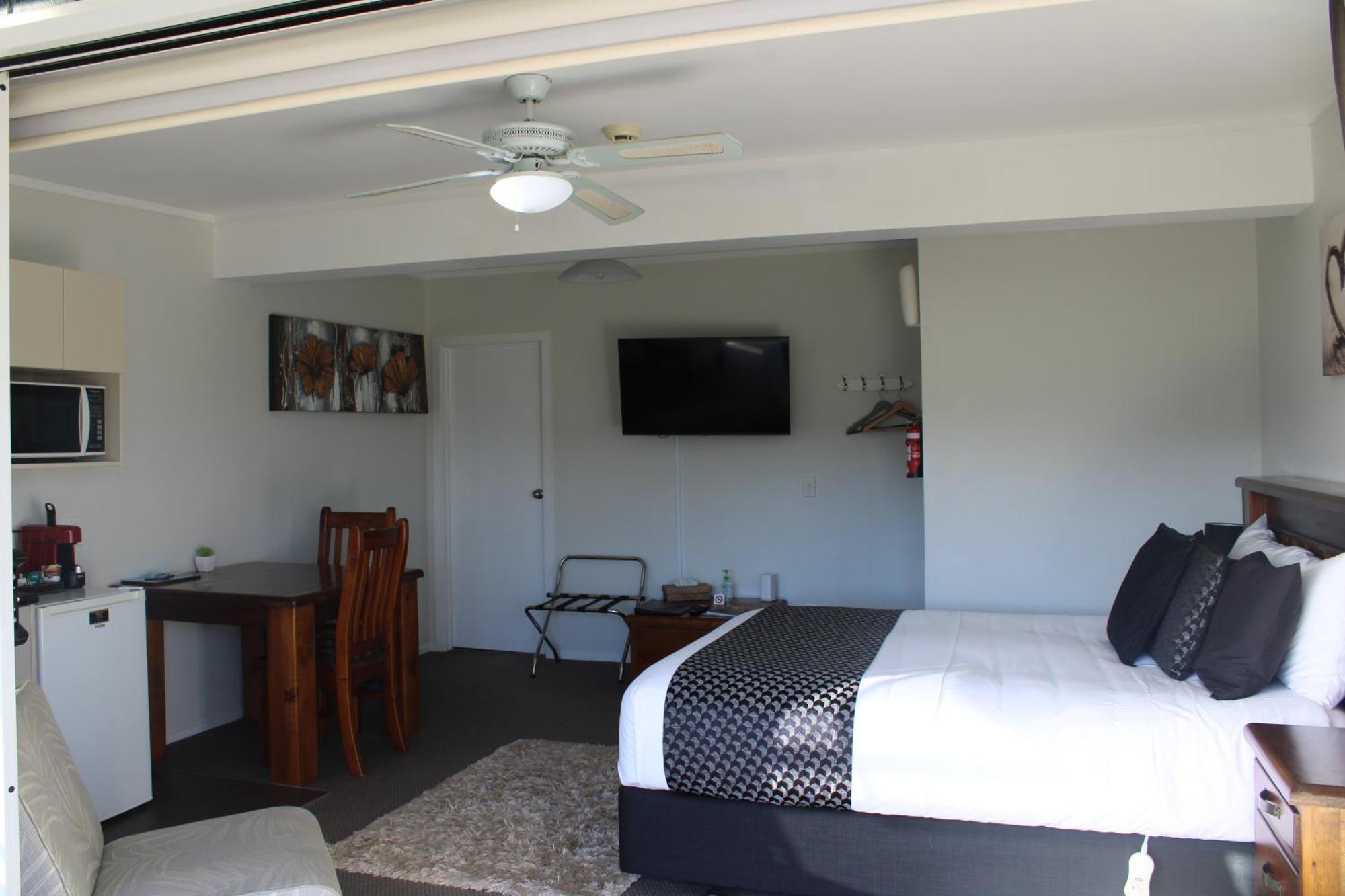 Coromandel Seaview Motel Bagian luar foto