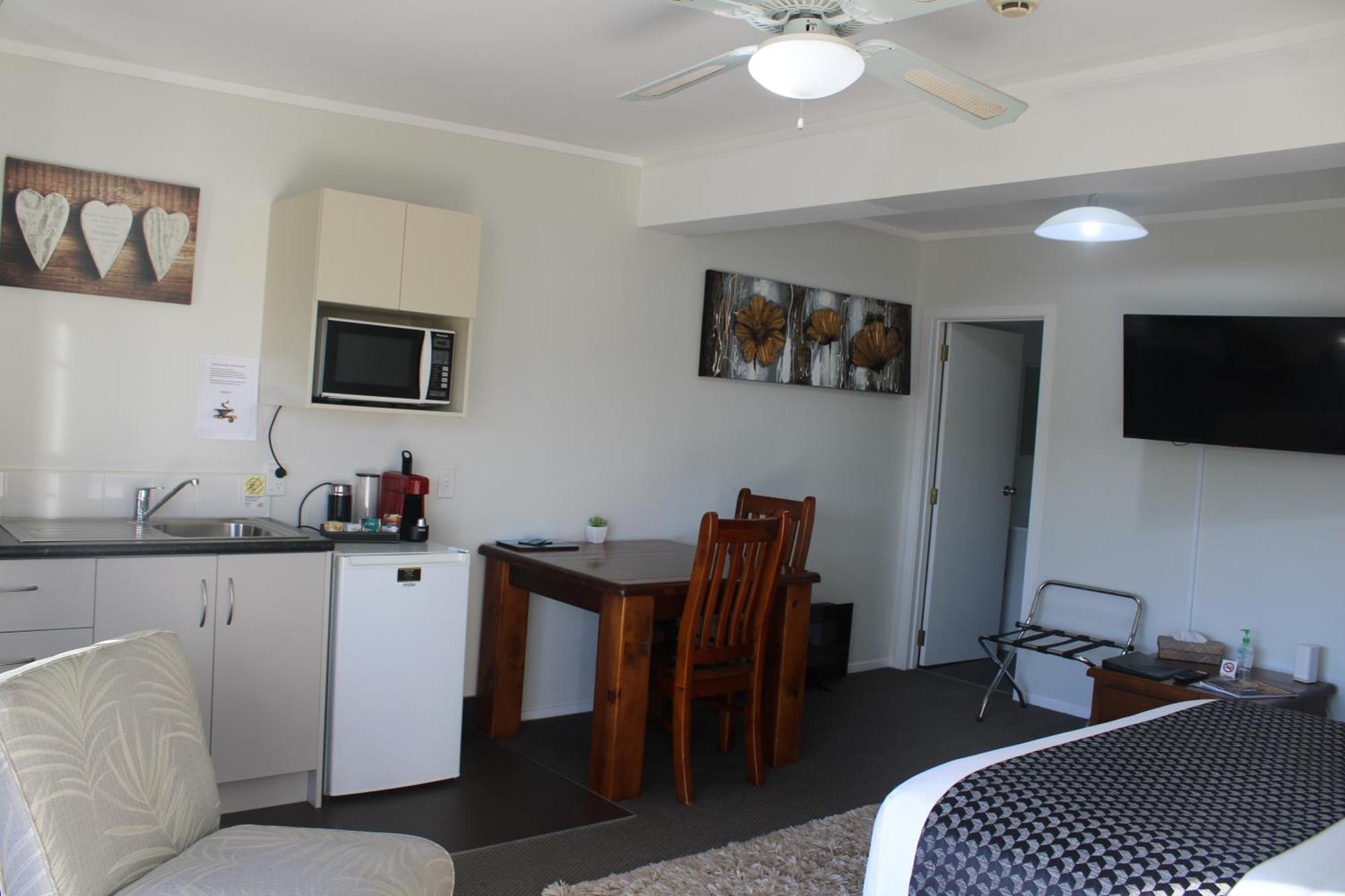Coromandel Seaview Motel Bagian luar foto